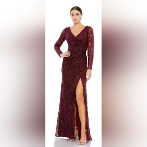 MAC DUGGAL 12412 SEQUIN LONG SLEEVE RUCHED V-NECK GOWN NWT Sz 2 Garnet Red